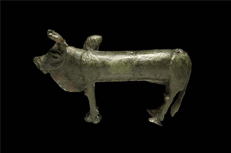 Elamite Bronze Zebu Bull - Image 4