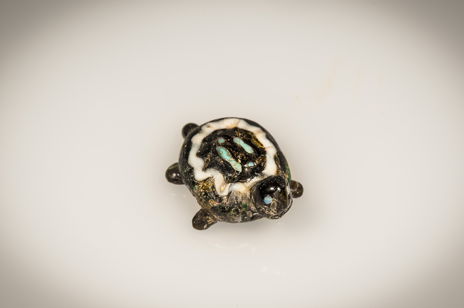 Core Formed Glass Tortoise - Image 5